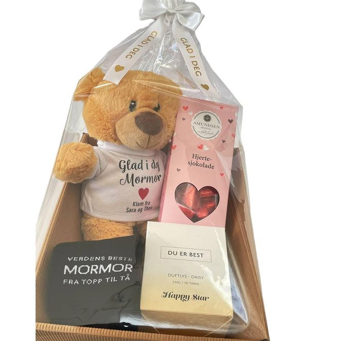 Hovedbilde Gavekurv til mormor med personlig bamse - skriv ...
