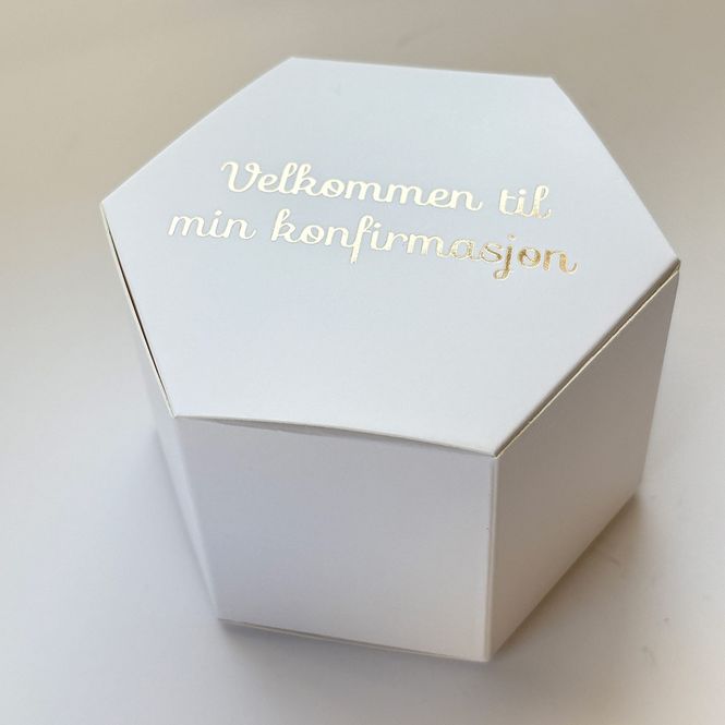 Hovedbilde 20pk - Gave-eske Konfirmasjon med gulltekst