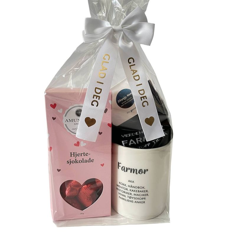 Farmor aka med sjokoladehjerter
